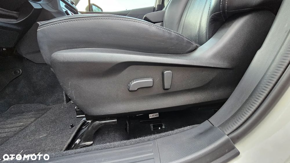 Subaru Forester 2.0i-L Platinum (EyeSight) Lineartronic - 11