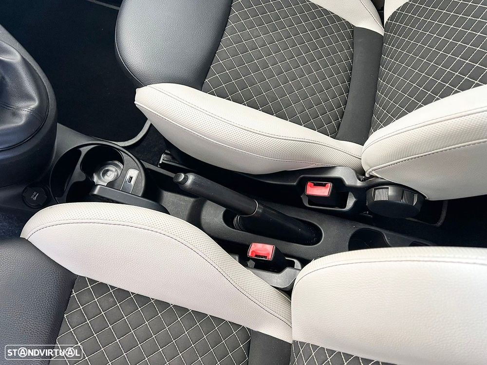 Fiat 500C 1.0 Hybrid Star - 18