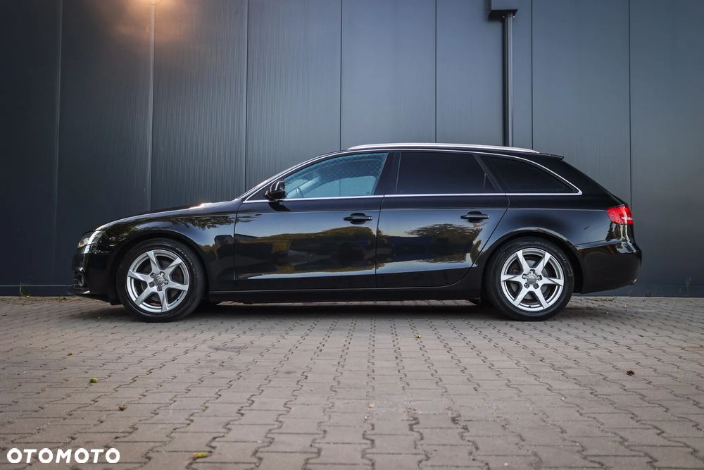 Audi A4 Avant 2.0 TDI DPF Ambition - 8