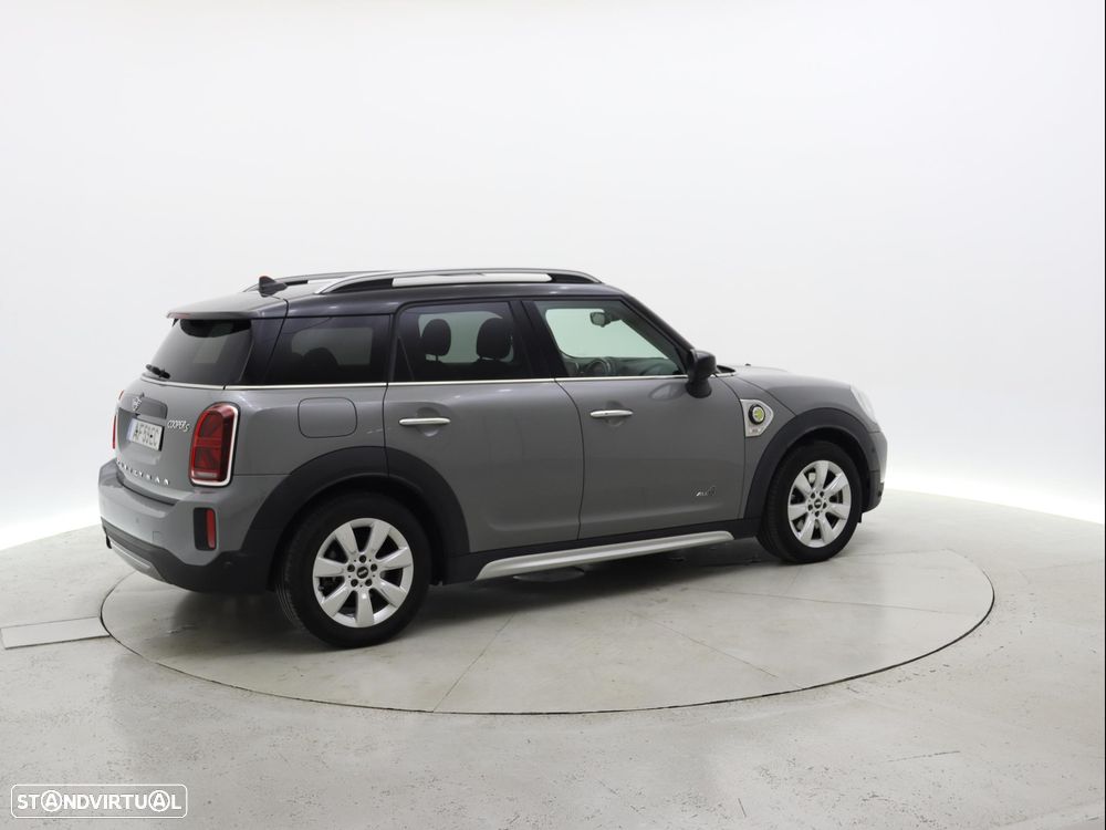 MINI Countryman Cooper SE ALL4 Auto - 7