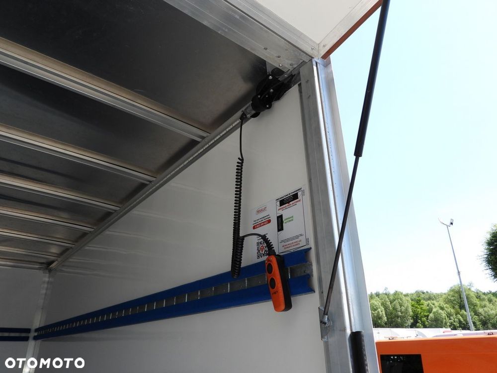 Fiat DUCATO KONTENER WINDA 8 PALET TEMPOMAT KLIMATYZACJA  140KM - 23
