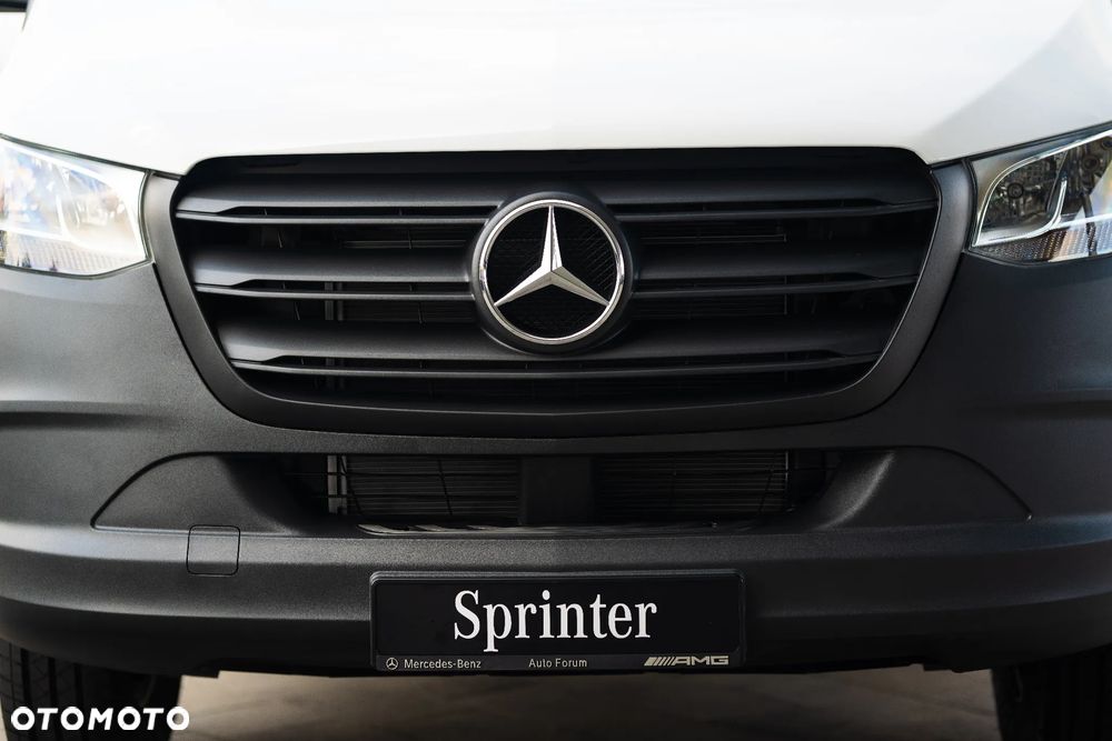 Mercedes-Benz Sprinter - 9