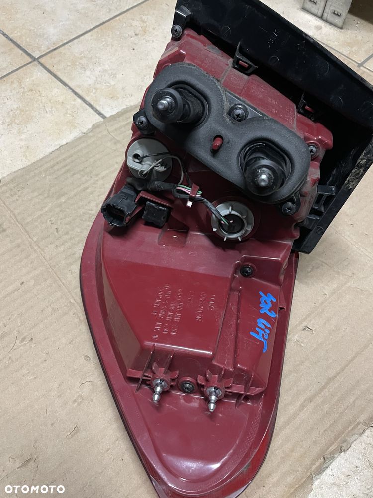 Lampa / reflektor KIA Sorento III LIFT - lewy tył (ORYGINALNE) - 4