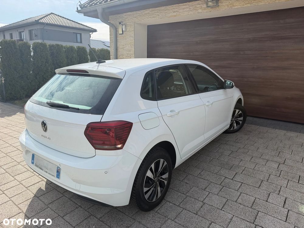 Volkswagen Polo - 8