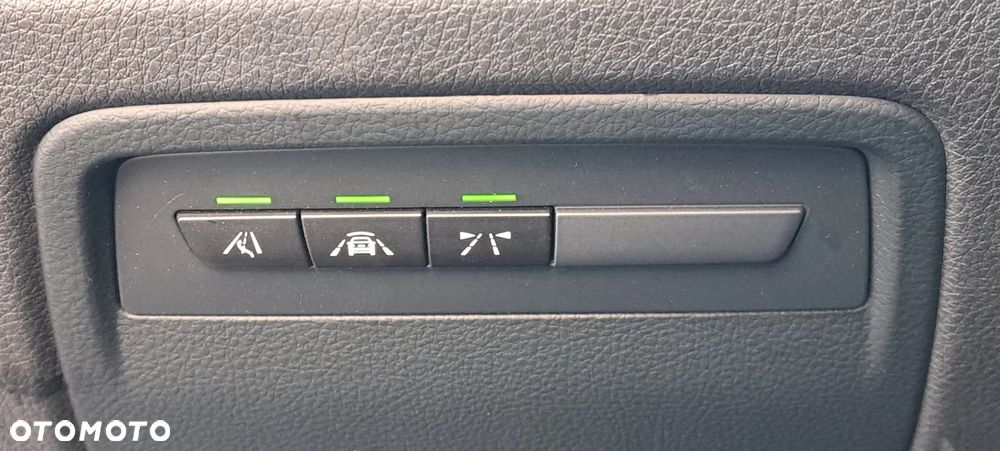 BMW Seria 3 320d xDrive Edition M Sport Shadow - 10