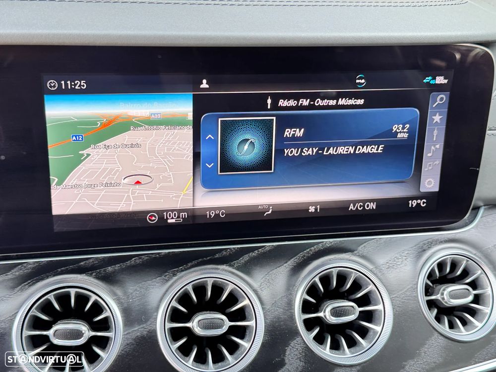 Mercedes-Benz E 53 AMG 4Matic+ - 32