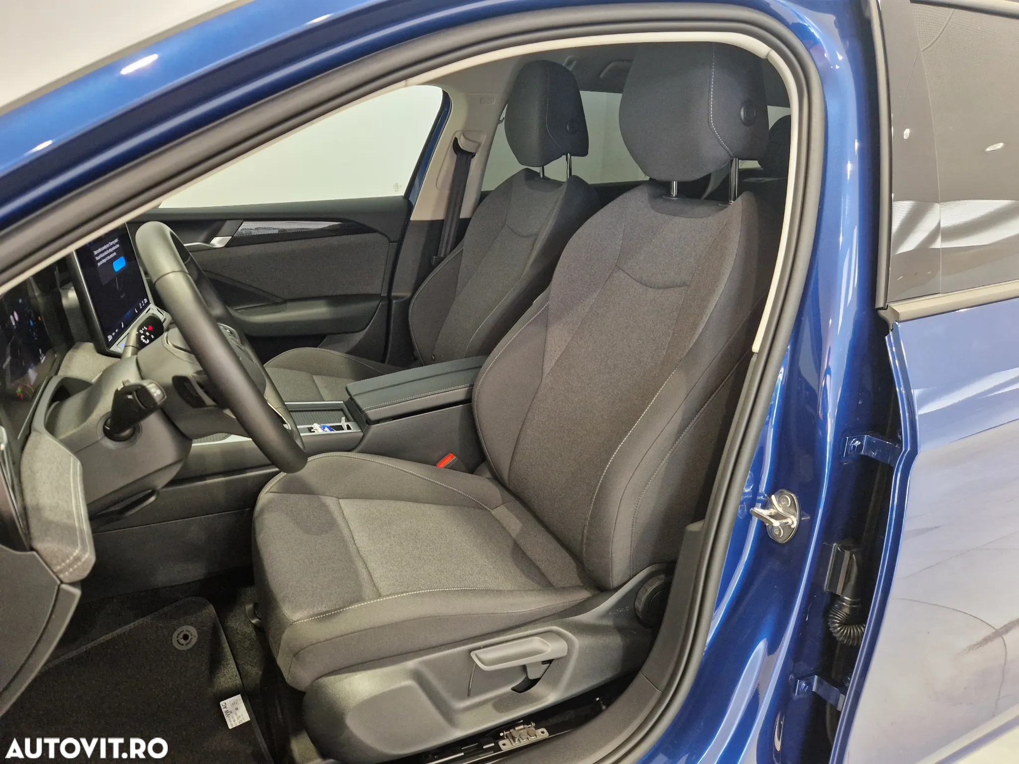 Volkswagen Passat Variant 1.5 eTSI DSG MHEV Base - 11