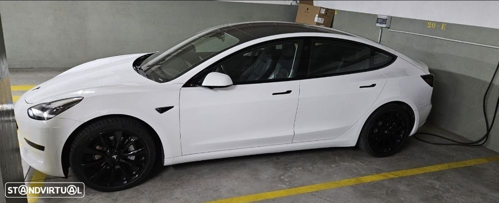 Tesla Model 3 Standard Range Plus RWD - 1