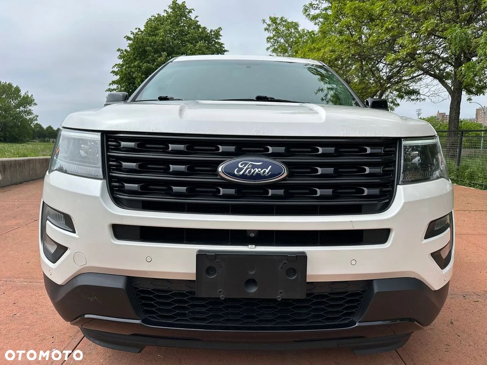 Ford Explorer - 5