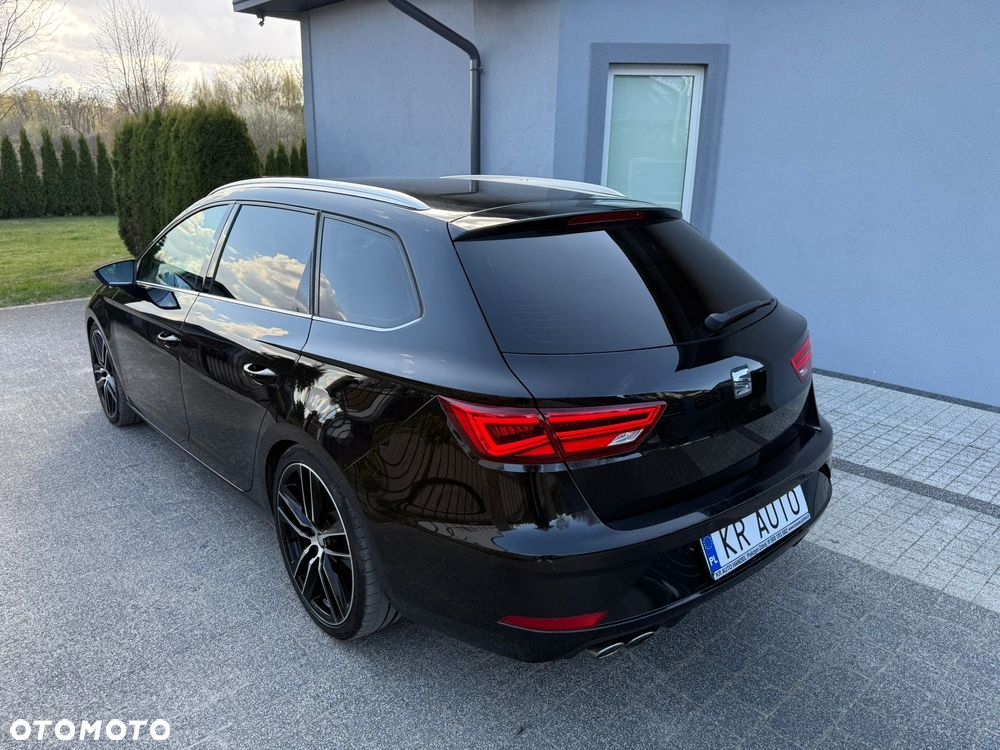 Seat Leon 2.0 TDI DPF DSG Xcellence - 4