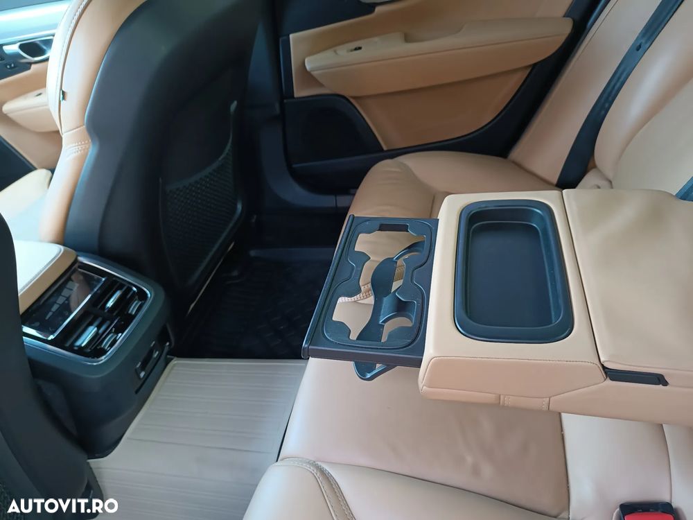 Volvo S90 D5 AWD Inscription - 10