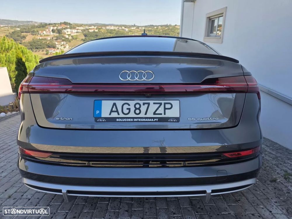 Audi e-tron 55 quattro S line - 31