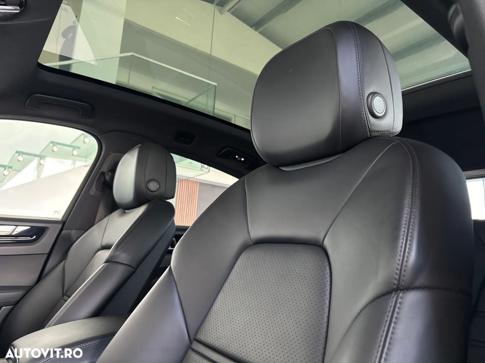 Porsche Cayenne Coupe E-Hybrid Tiptronic S - 10