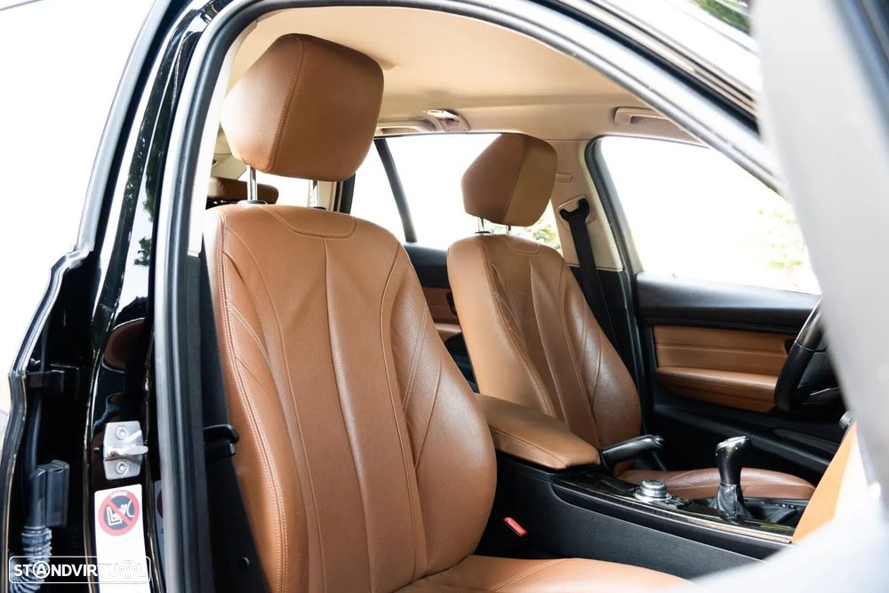BMW 320 d xDrive Line Luxury - 47