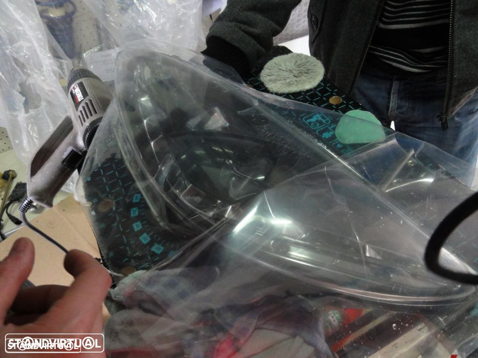 Polimento de farois + colocaçao de Pelicula de protecçao, com garantia de 2 a 5 anos - 2