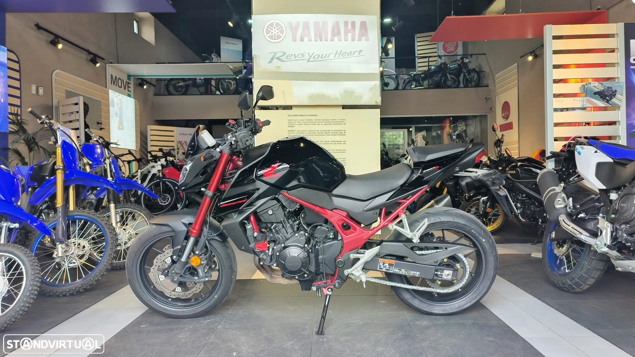 Honda Hornet 750 - 13