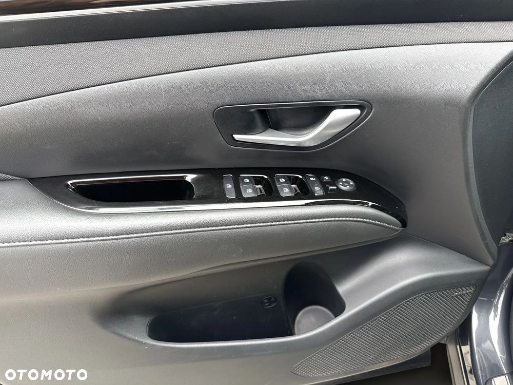 Hyundai Tucson 1.6 T-GDi Platinum 2WD - 18