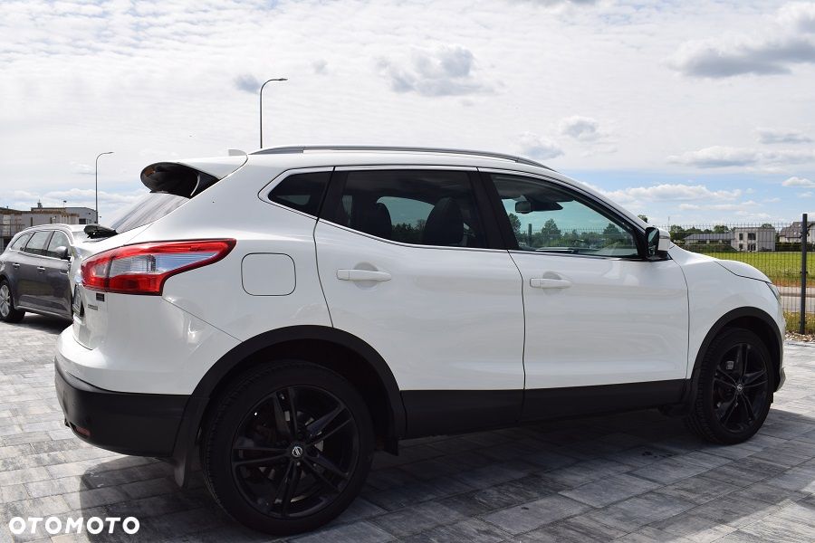 Nissan Qashqai 1.6 DIG-T Tekna+ - 23