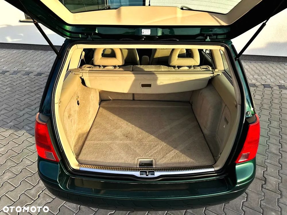Volkswagen Bora 2.3 V5 - 25