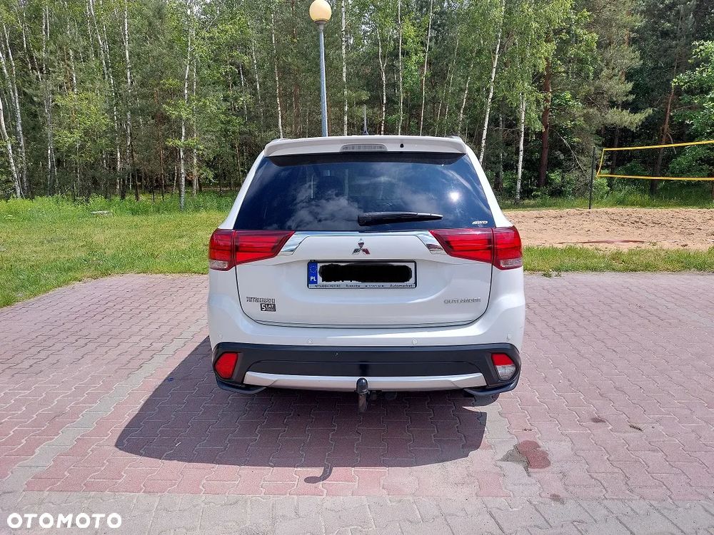Mitsubishi Outlander 2.2 DID Intense + 4WD - 11