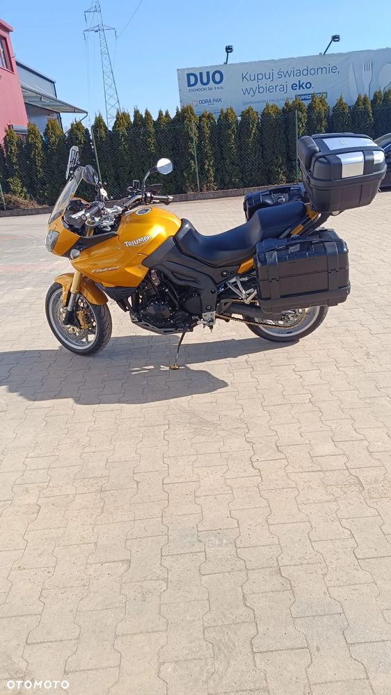 Triumph Tiger - 4