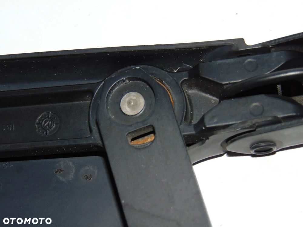 BEZ LUZÓW ramie wycieraczki wycieraczka prawa pasażera przód przednia A2038201944 Mercedes W203 S203 C Klasa sedan kombi 00-04r - 7