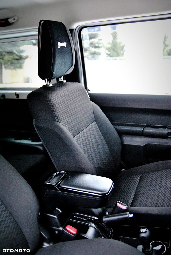 Suzuki Jimny - 15