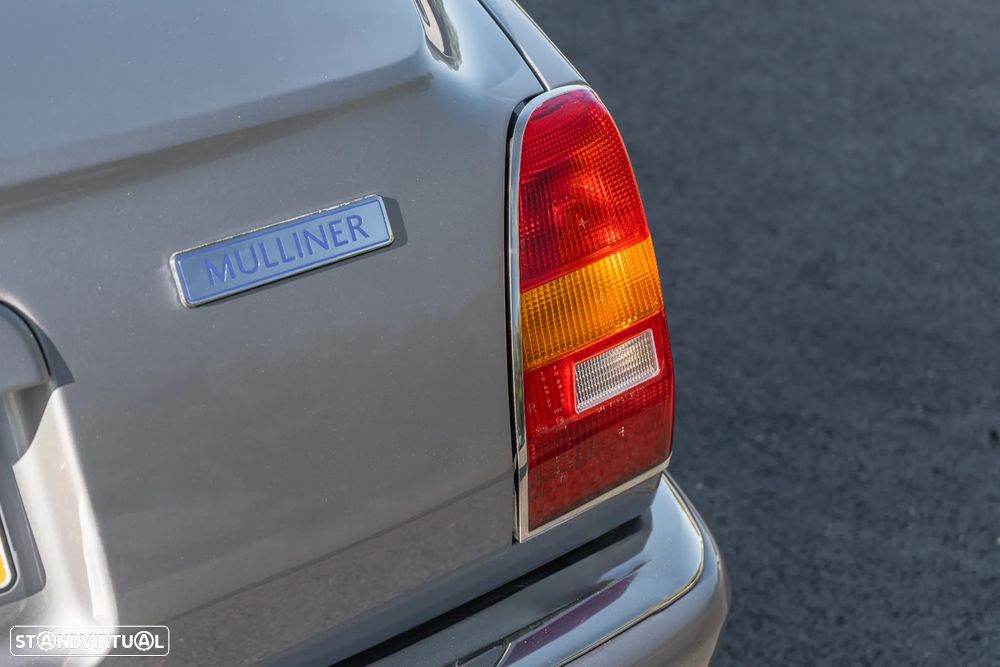 Bentley Azure Mulliner - 29