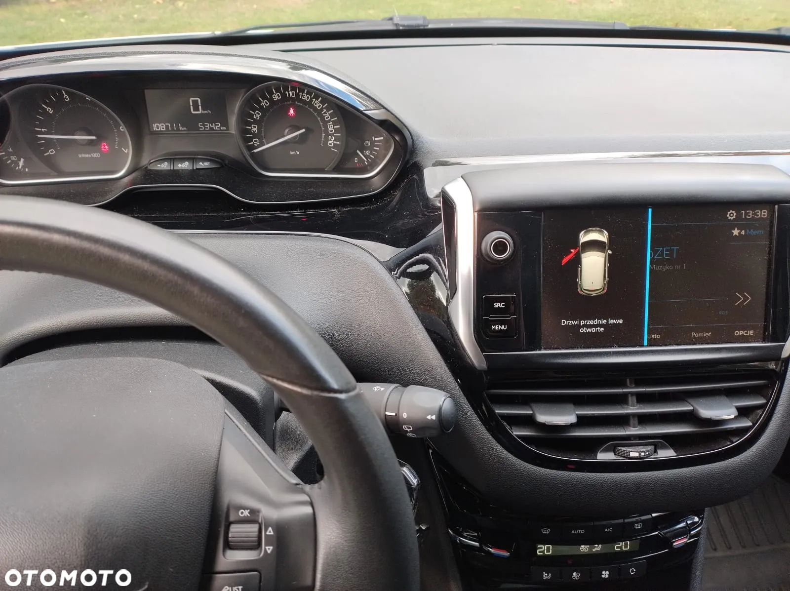 Renault Clio - 10