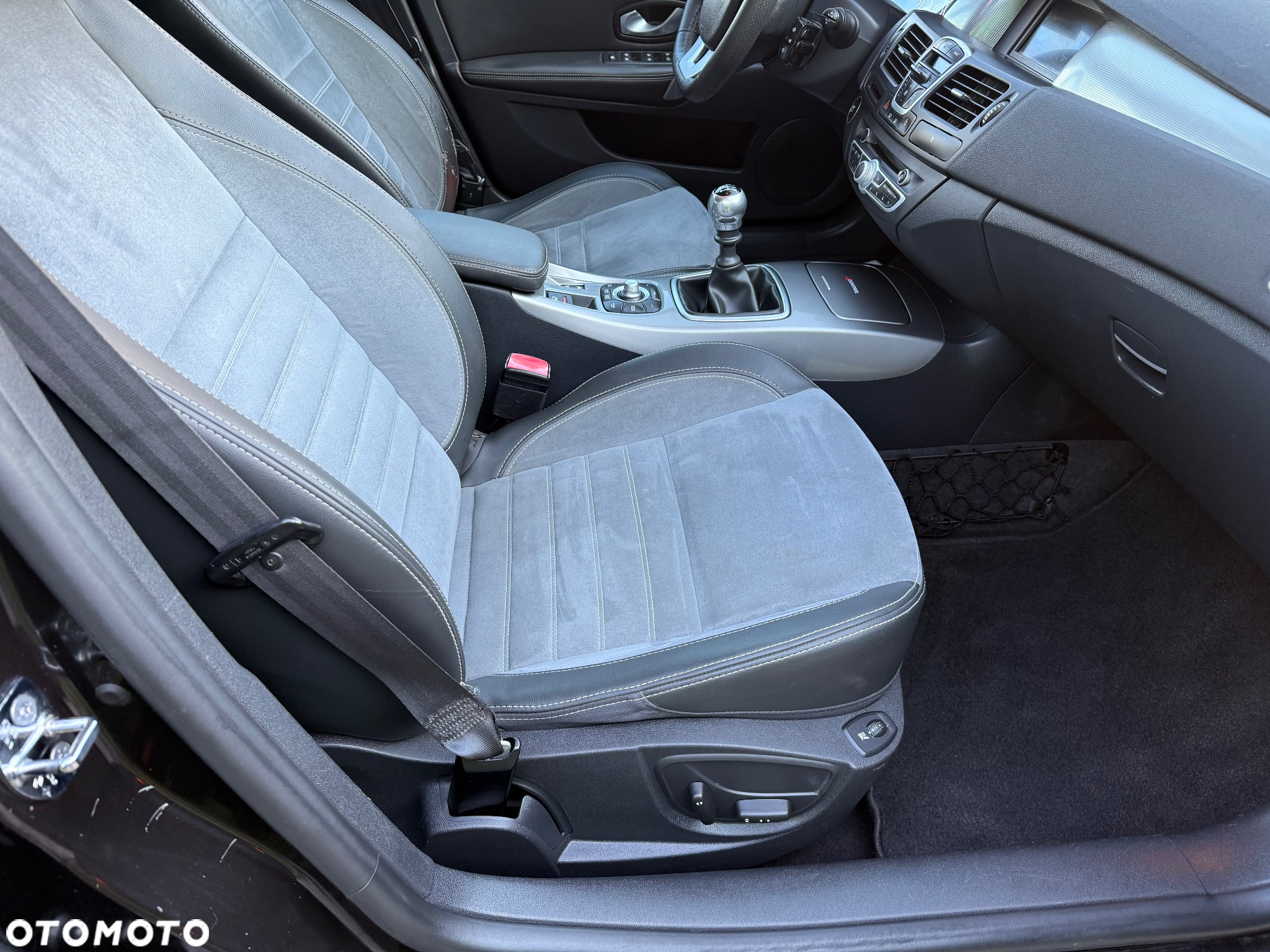 Renault Laguna - 5