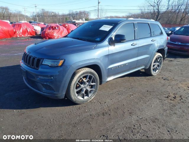 Jeep Grand Cherokee - 2