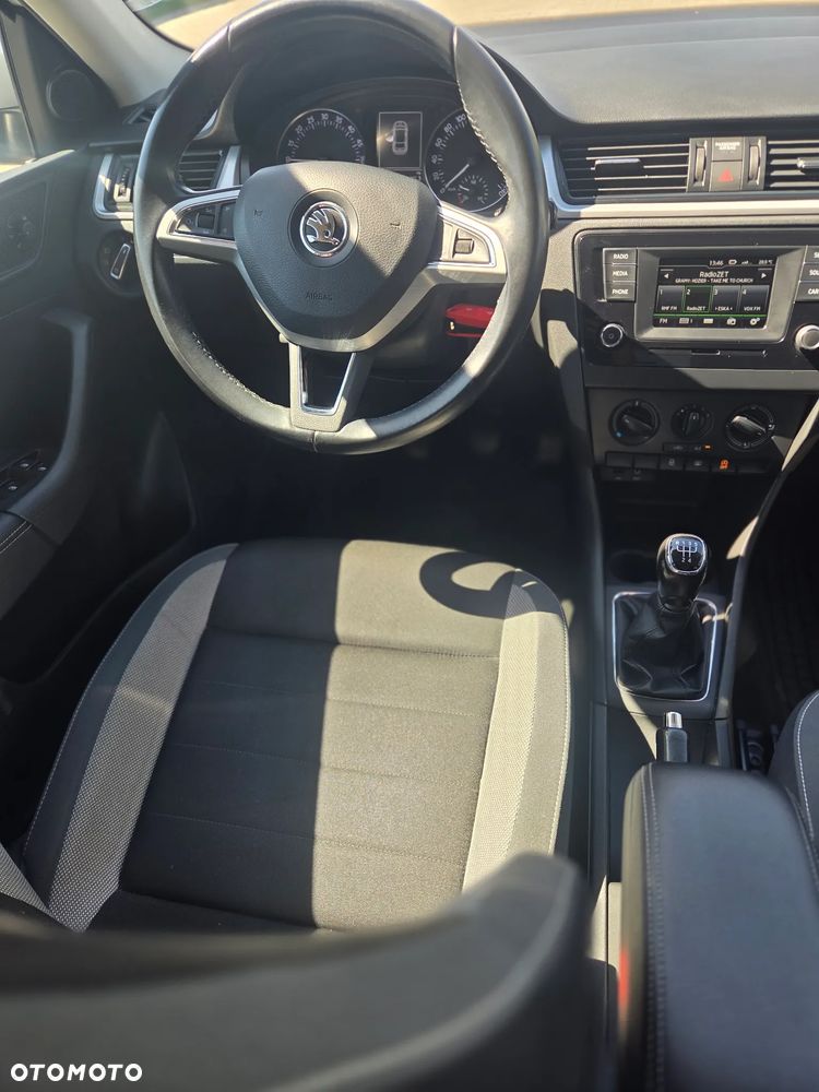 Skoda RAPID - 7