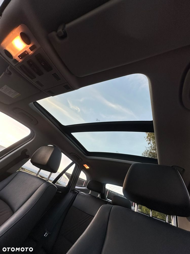 BMW X1 xDrive20d - 17