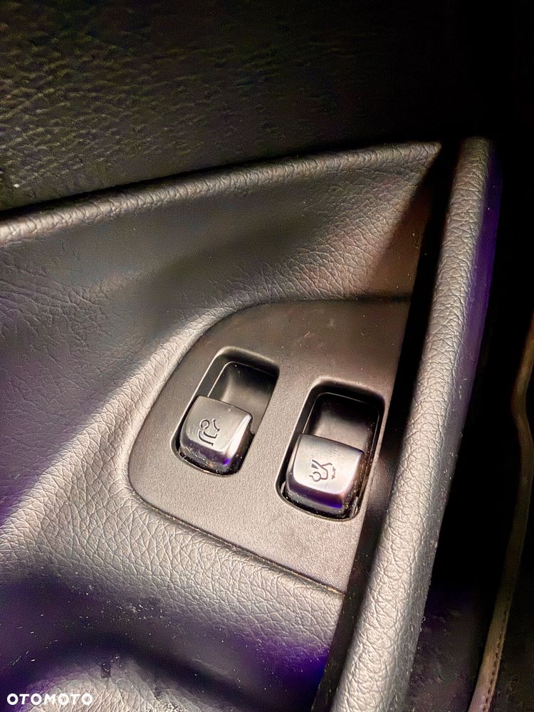 Mercedes-Benz Klasa E 220 d 9G-TRONIC Avantgarde - 20