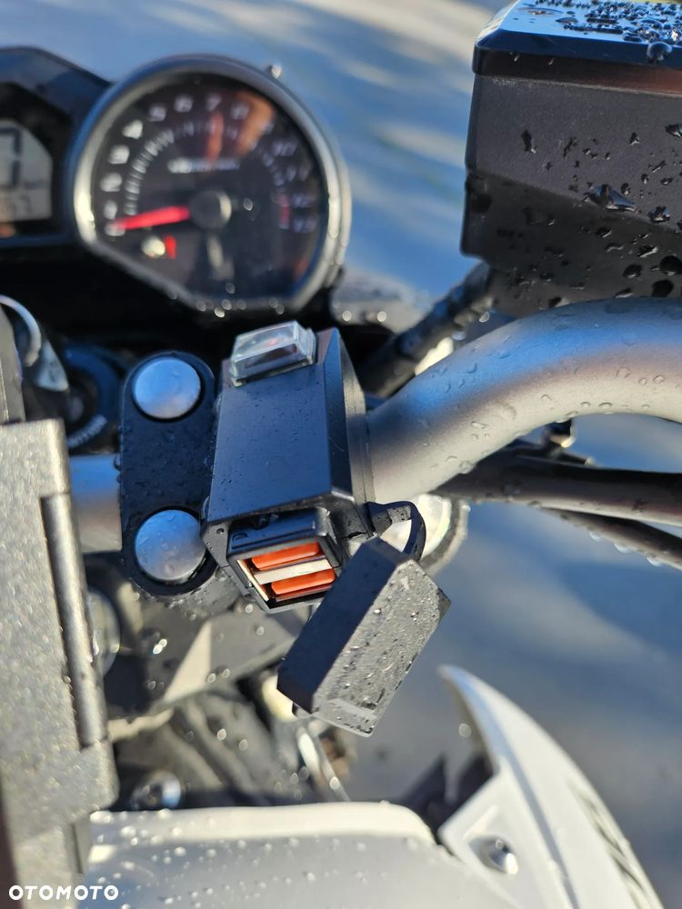 Yamaha XJ - 9
