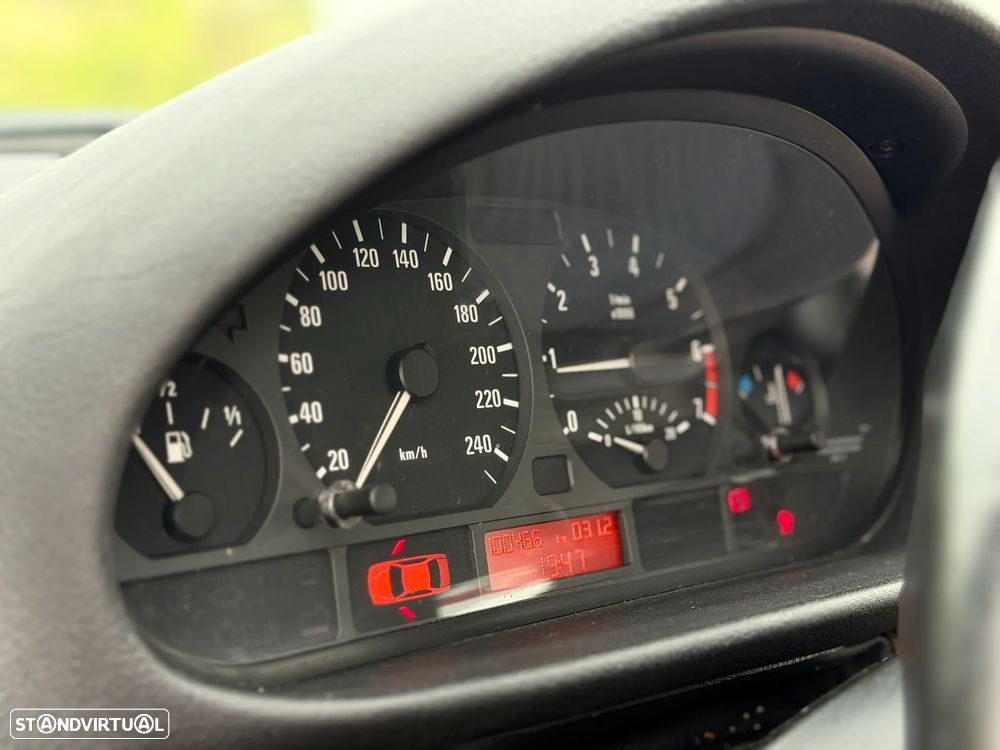 BMW 316 i - 25