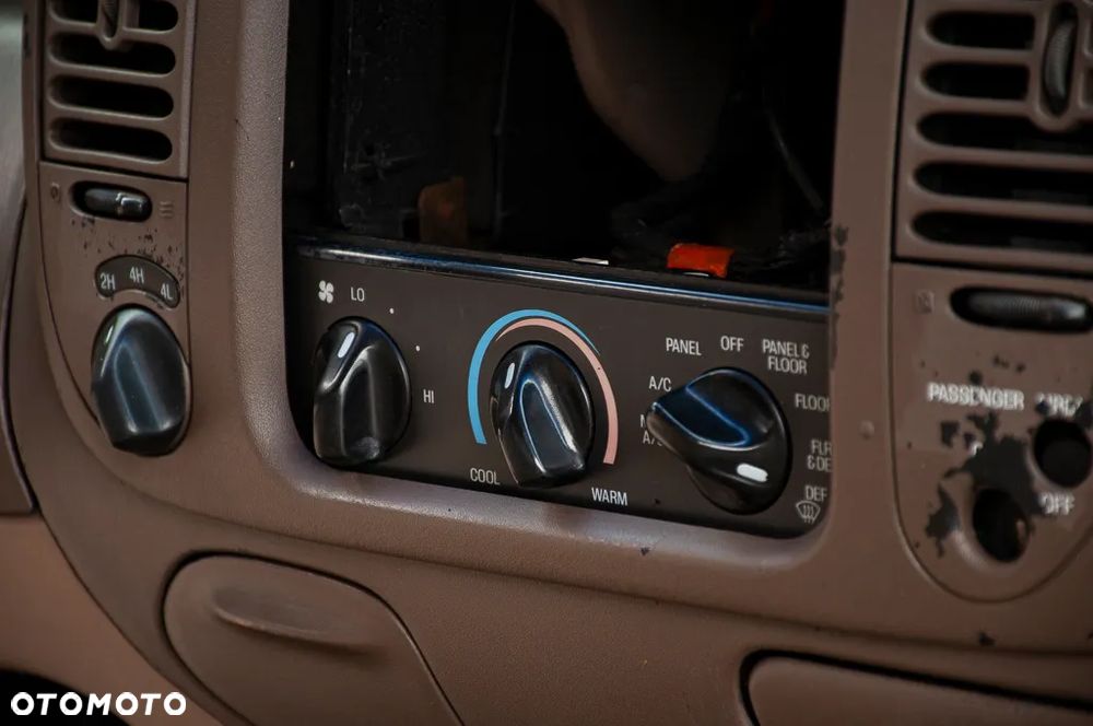 Ford F150 - 19
