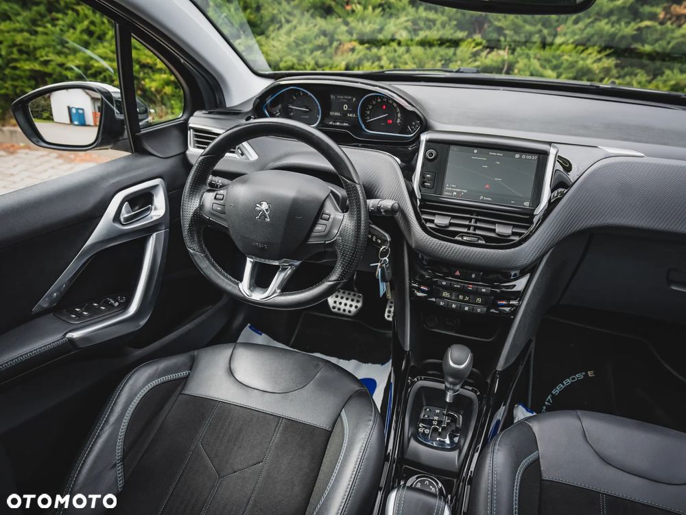Peugeot 2008 PureTech 110 GPF Stop&Start EAT6 Crossway - 22