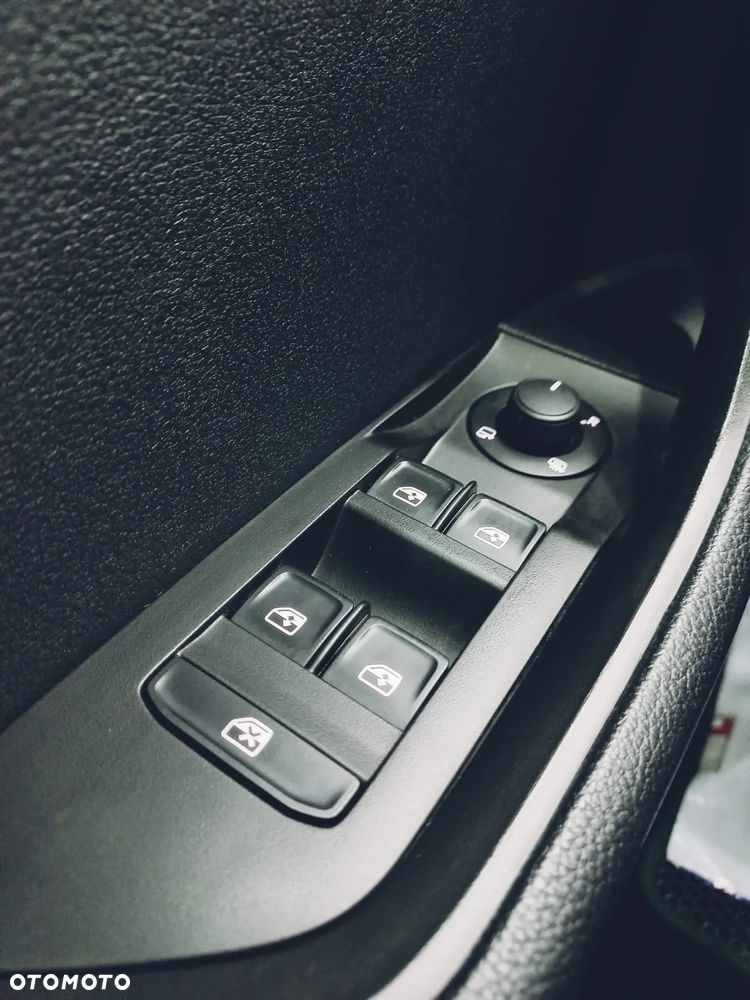 Skoda Superb 1.8 TSI Active DSG - 15