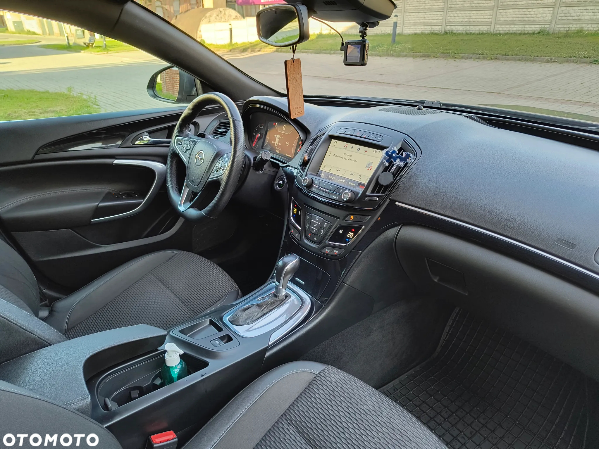 Opel Insignia - 10
