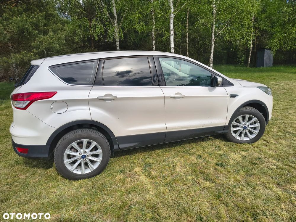 Ford Kuga 2.0 TDCi 4WD Titanium - 5