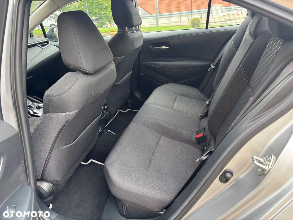 Toyota Corolla 1.8 Hybrid Comfort - 36