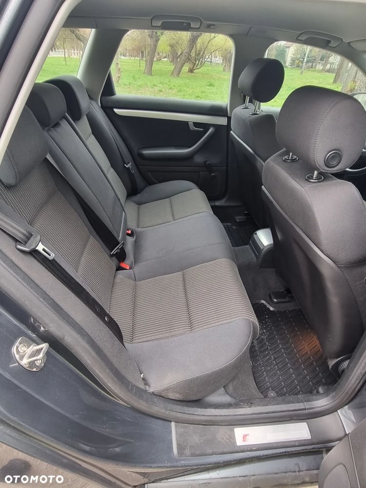 Audi A4 Avant 1.8 T quattro - 14
