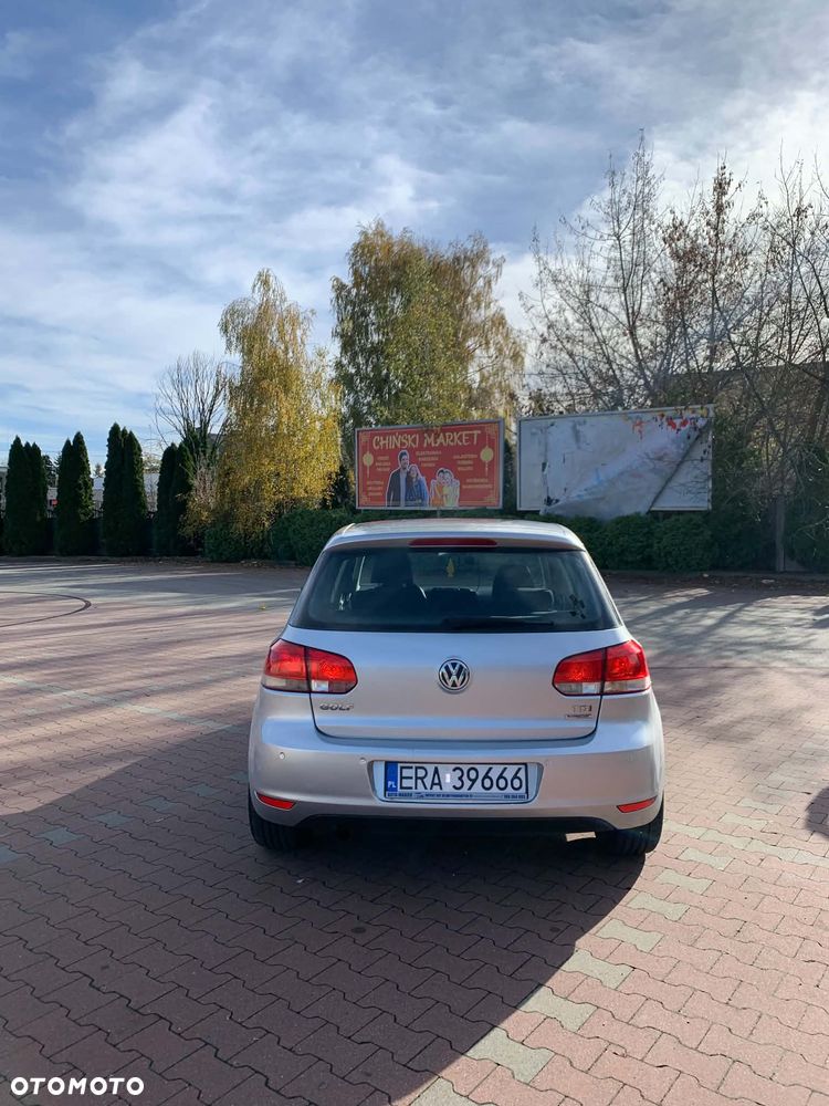 Volkswagen Golf - 2
