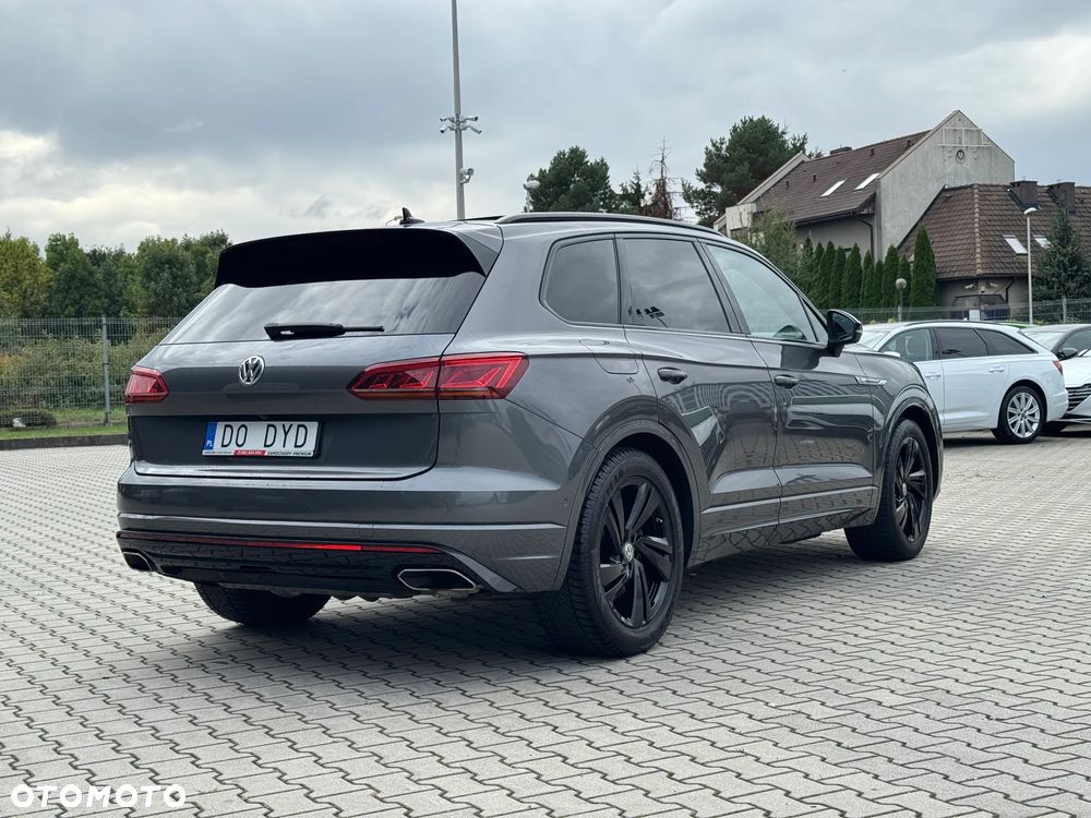 Volkswagen Touareg 4.0 V8 TDI SCR 4Motion Automatik R-Line - 9