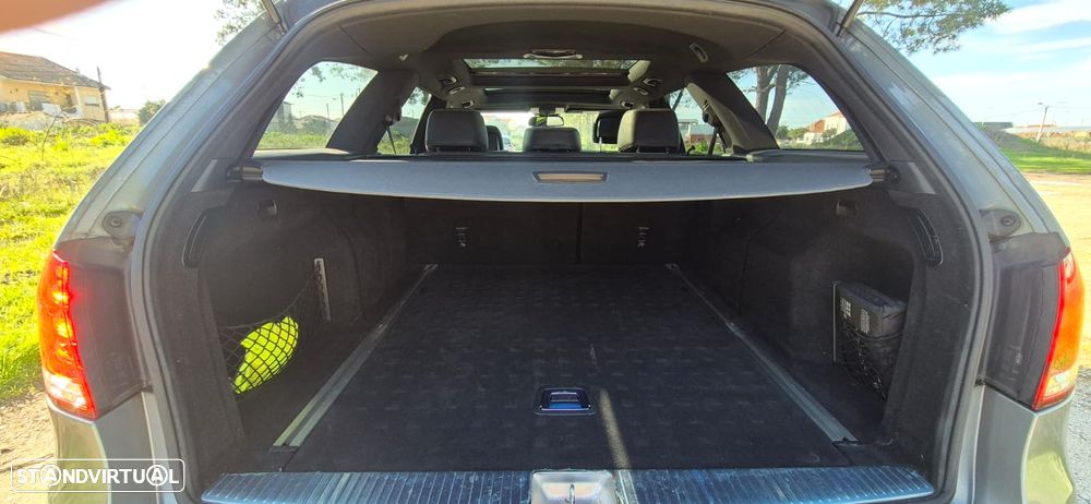 Mercedes-Benz E 300 Bluetec Hybrid Avantgarde - 11