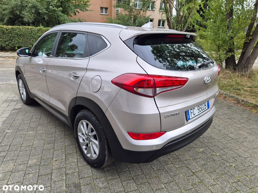 Hyundai Tucson blue 1.7 CRDi 2WD Advantage - 9