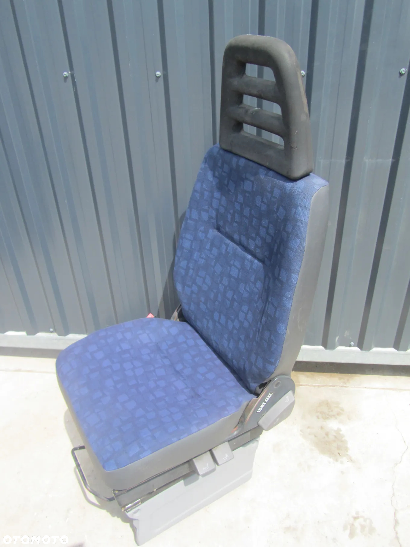 Iveco Daily 06->fotel kierowcy EU - 3