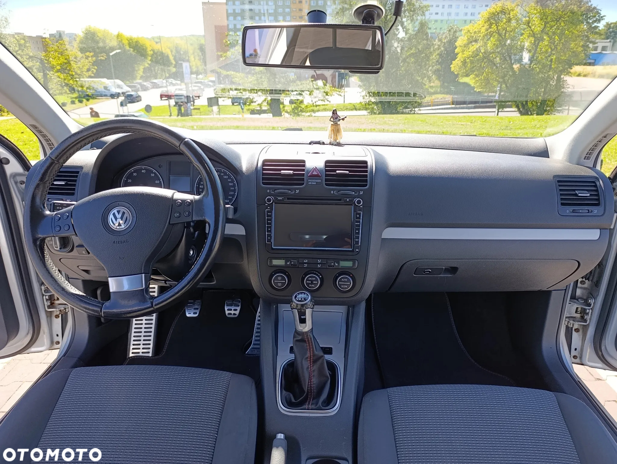Volkswagen Golf - 13
