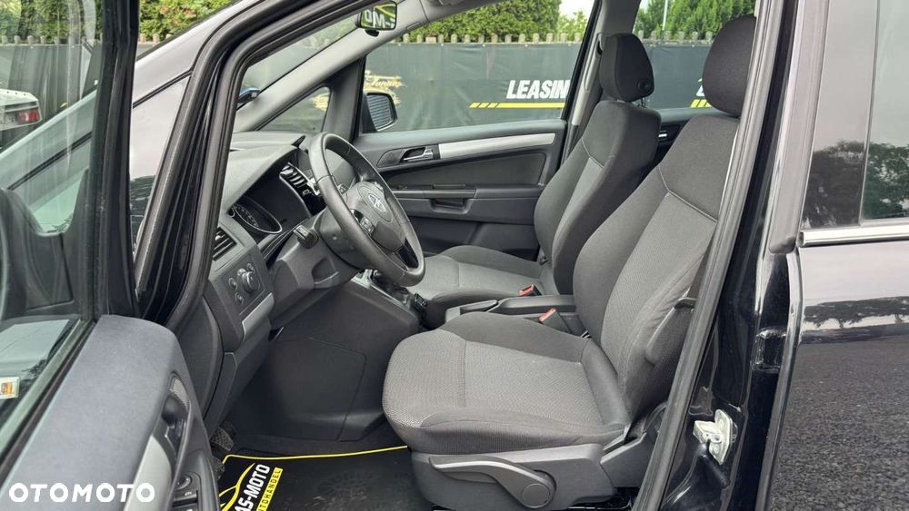 Opel Zafira - 19
